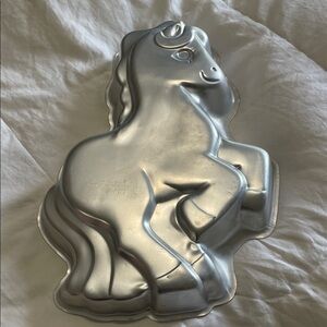 Wilton | Vintage |1986 |Precious Pony | Birthday |Aluminum |Cake Pan/Mold |60517